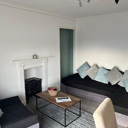 Topzy-Turvy - 1 Bedroom Apartment Swansea Exterior foto